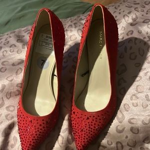 Red size 7 Marc fisher pumps